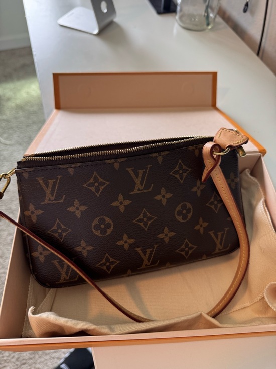 Louis Vuitton Handbags - Louis Vuitton Pochette Accessoires Monogram Canvas in Brown and Natural Vachetta